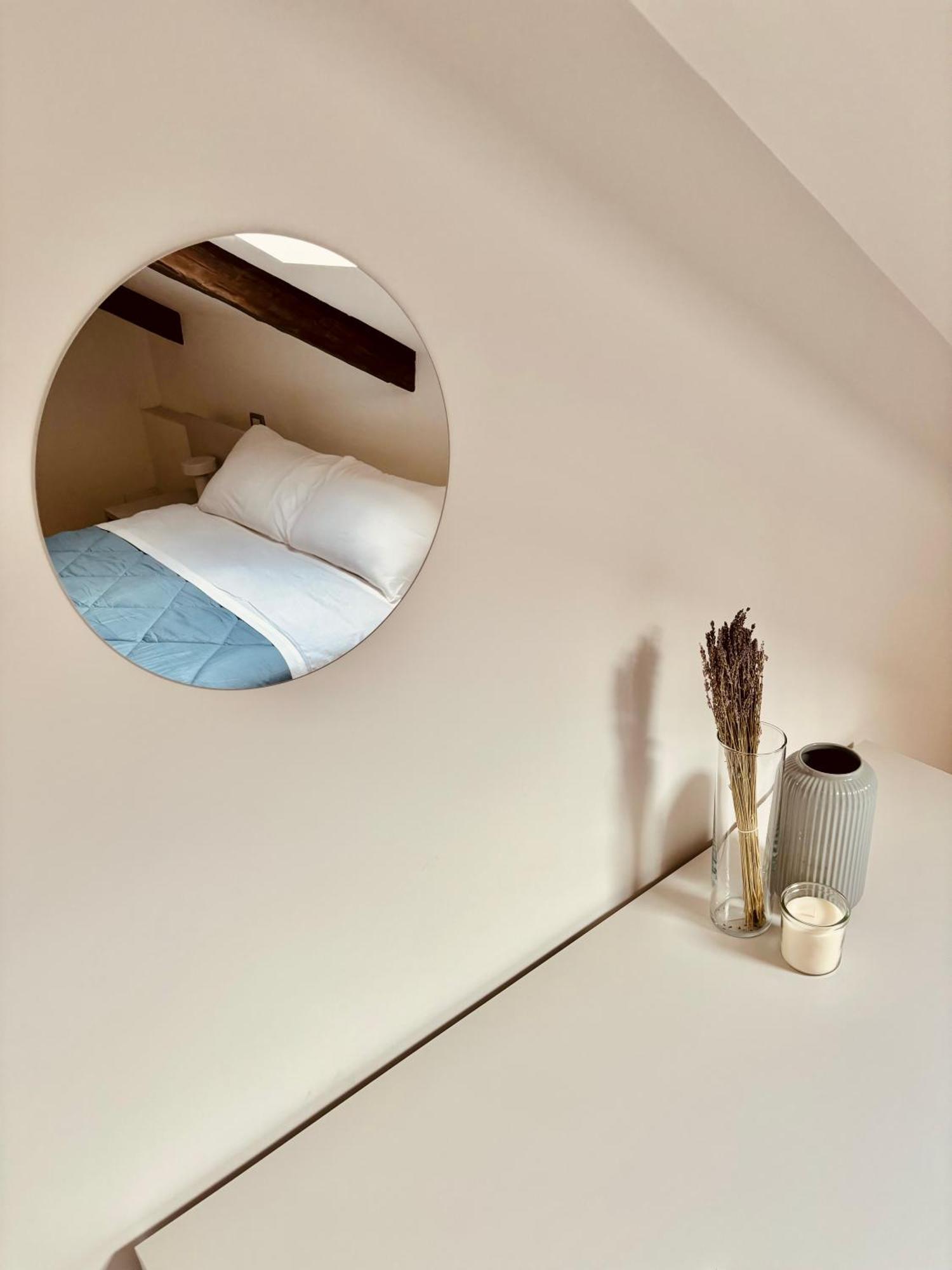 Unonoveuno Luxury Apartment Napoli Eksteriør bilde