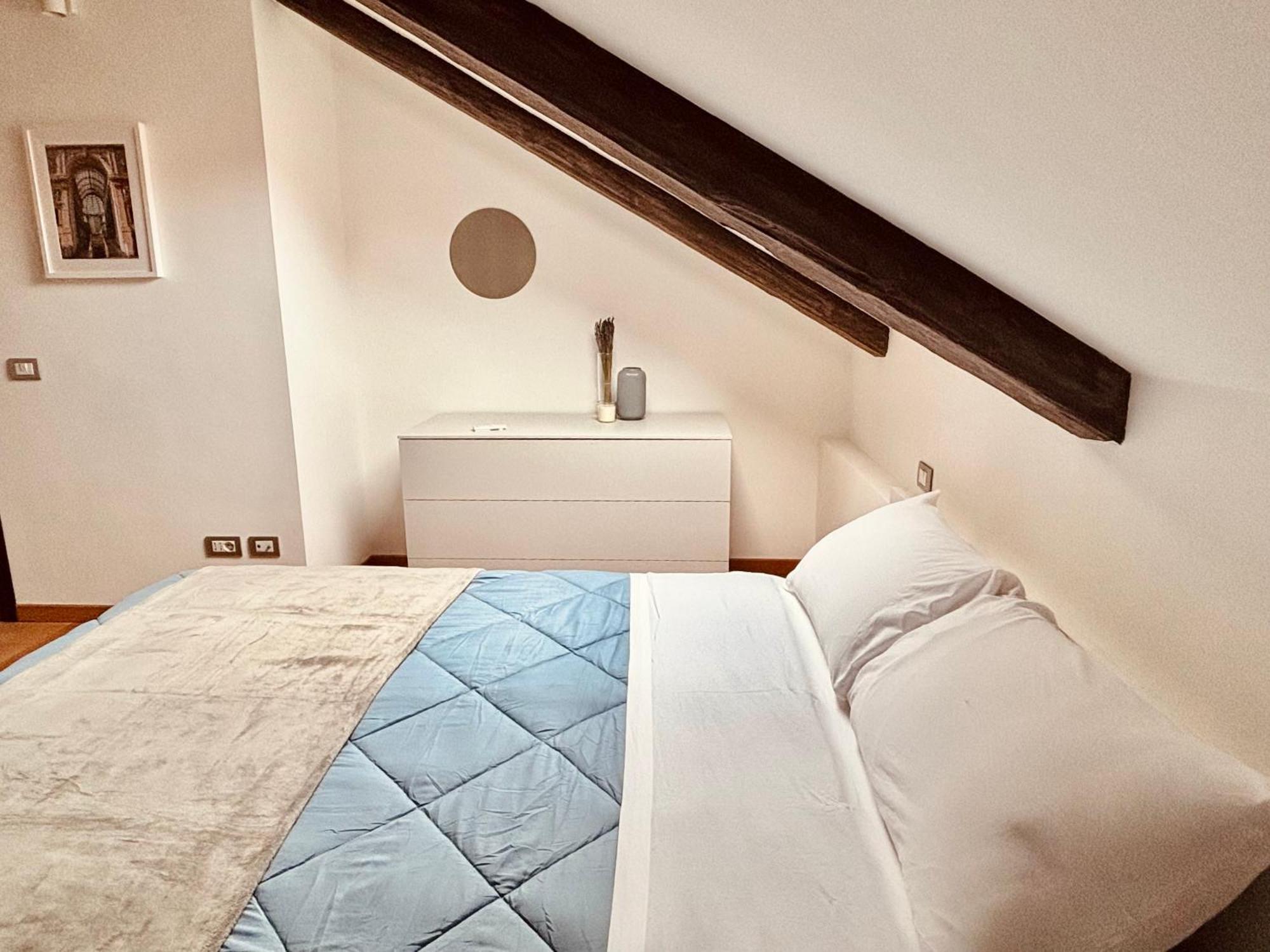 Unonoveuno Luxury Apartment Napoli Eksteriør bilde