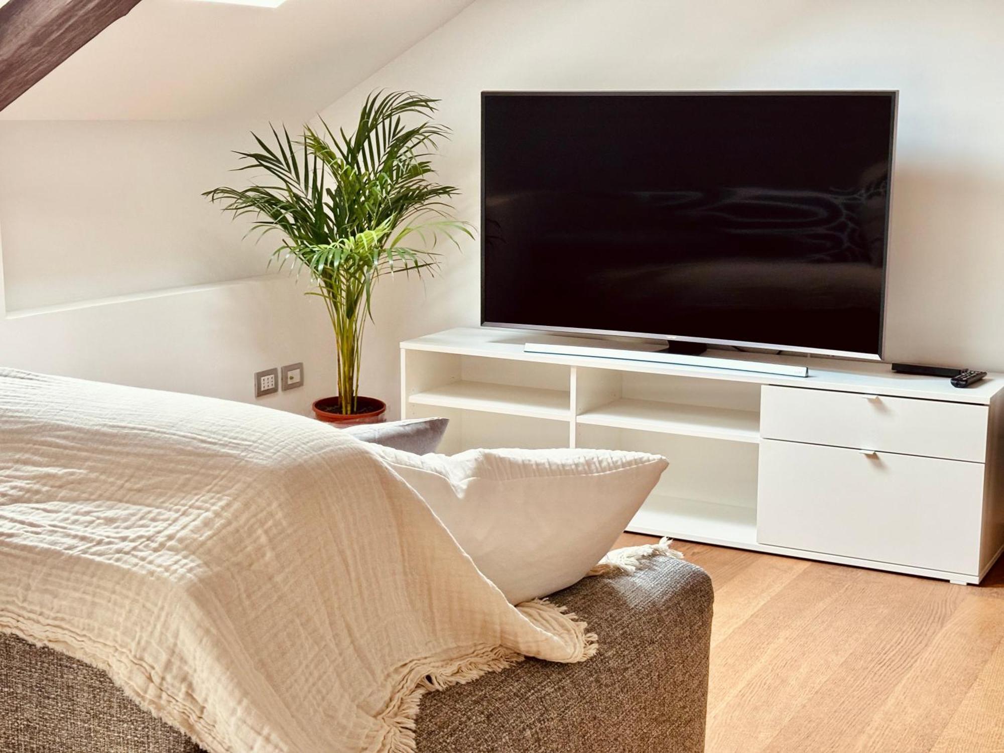 Unonoveuno Luxury Apartment Napoli Eksteriør bilde